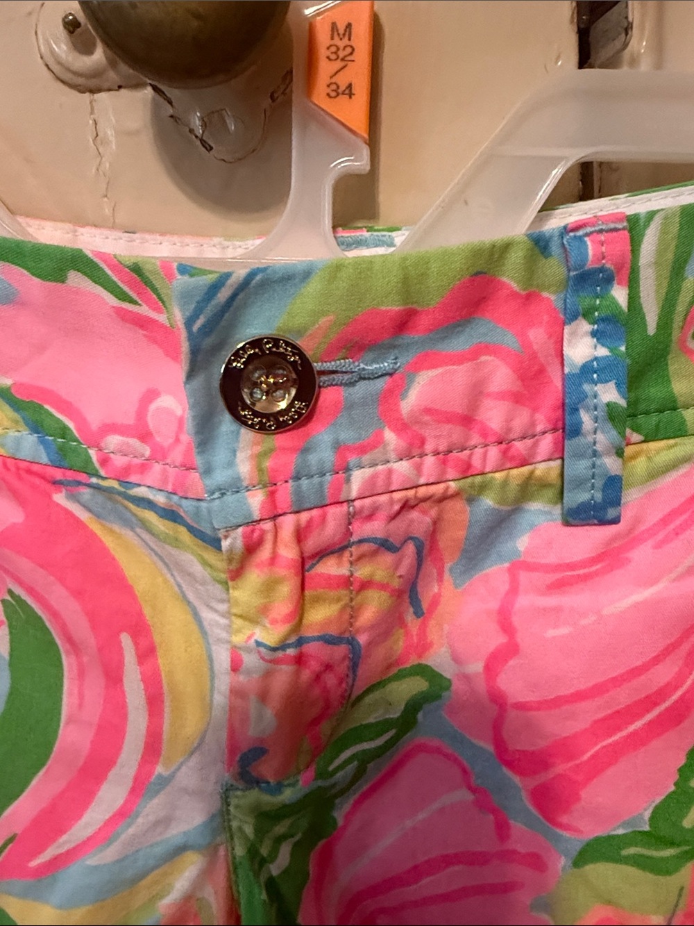 Lilly Pulitzer Pink Floral High-Waist Women’s Shorts - Picture 3 of 7
